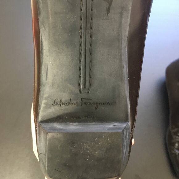 Salvatore Ferragamo Women's Patent Leather Brown Mid-Calf Boots Sz 8.5 Narrow - Picture 8 of 9